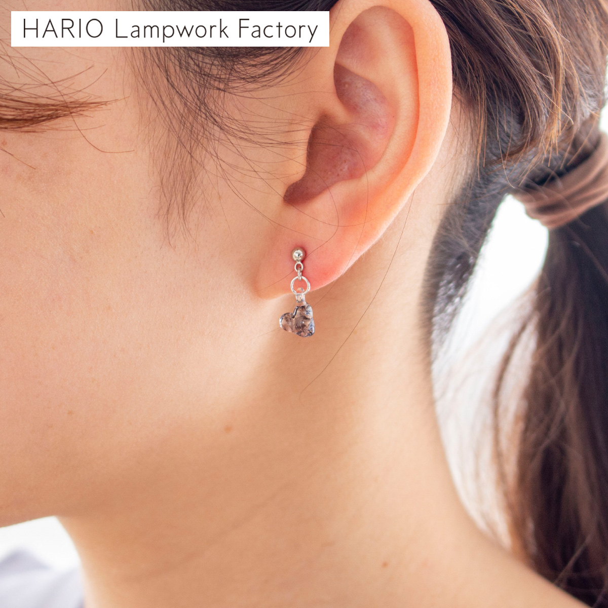 HARIOハリオ　ウインクハート　ピアス　ゆれるガラス製 ハリオ ピアス ウィンクハート ホワイト ハート型 ガラス製