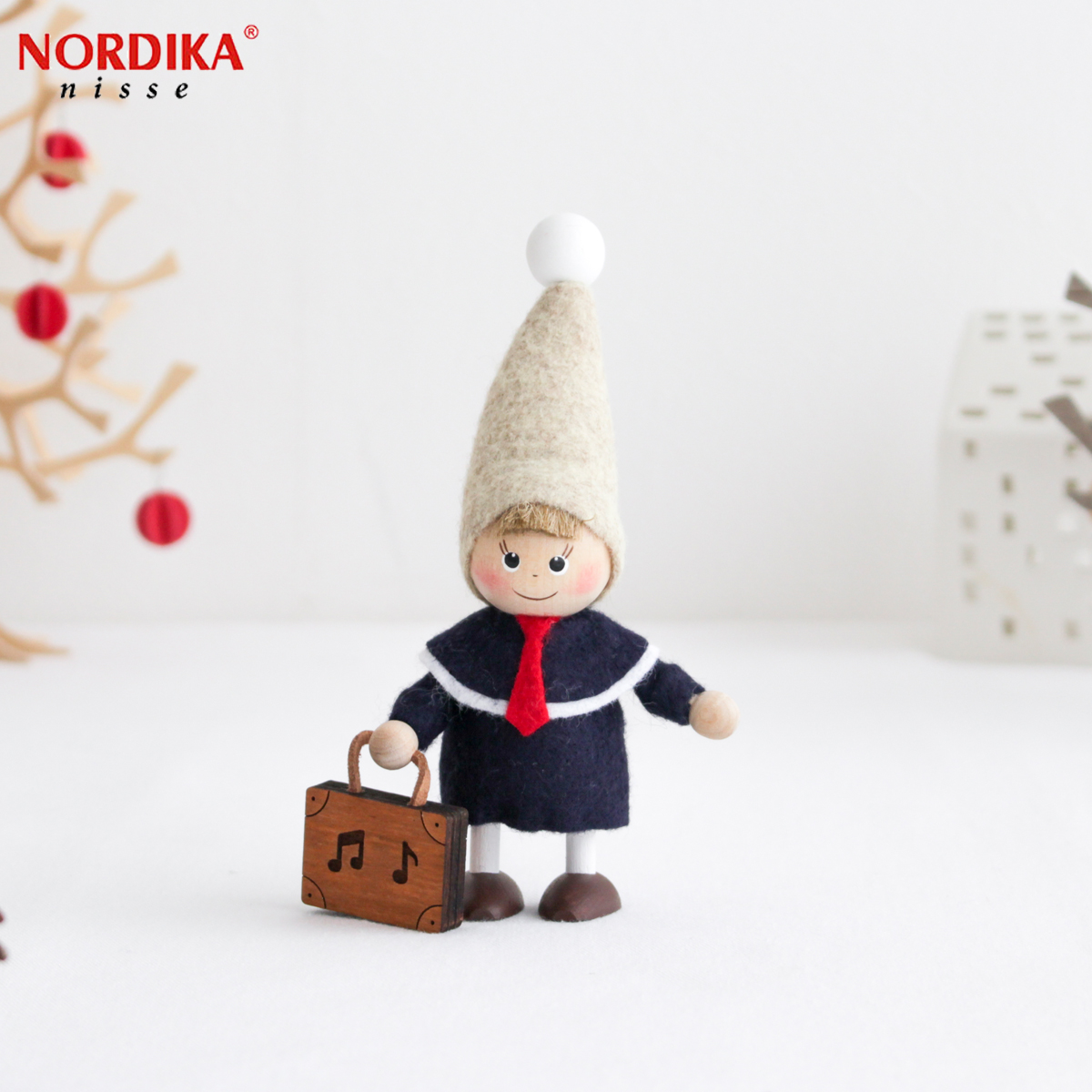 ノルディカニッセ バッグを持った男の子 ハーモニー シリーズ NORDIKA