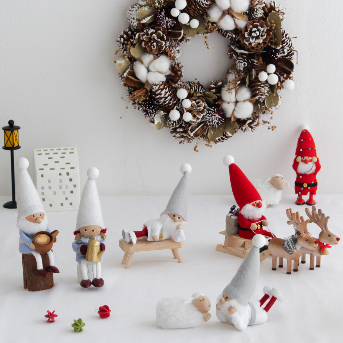 ノルディカニッセ ぺたんこ座りの男の子 サイレントナイト