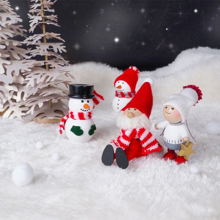 ノルディカニッセ 2025 新作 星を見上げるサンタ フェルトシリーズ 赤