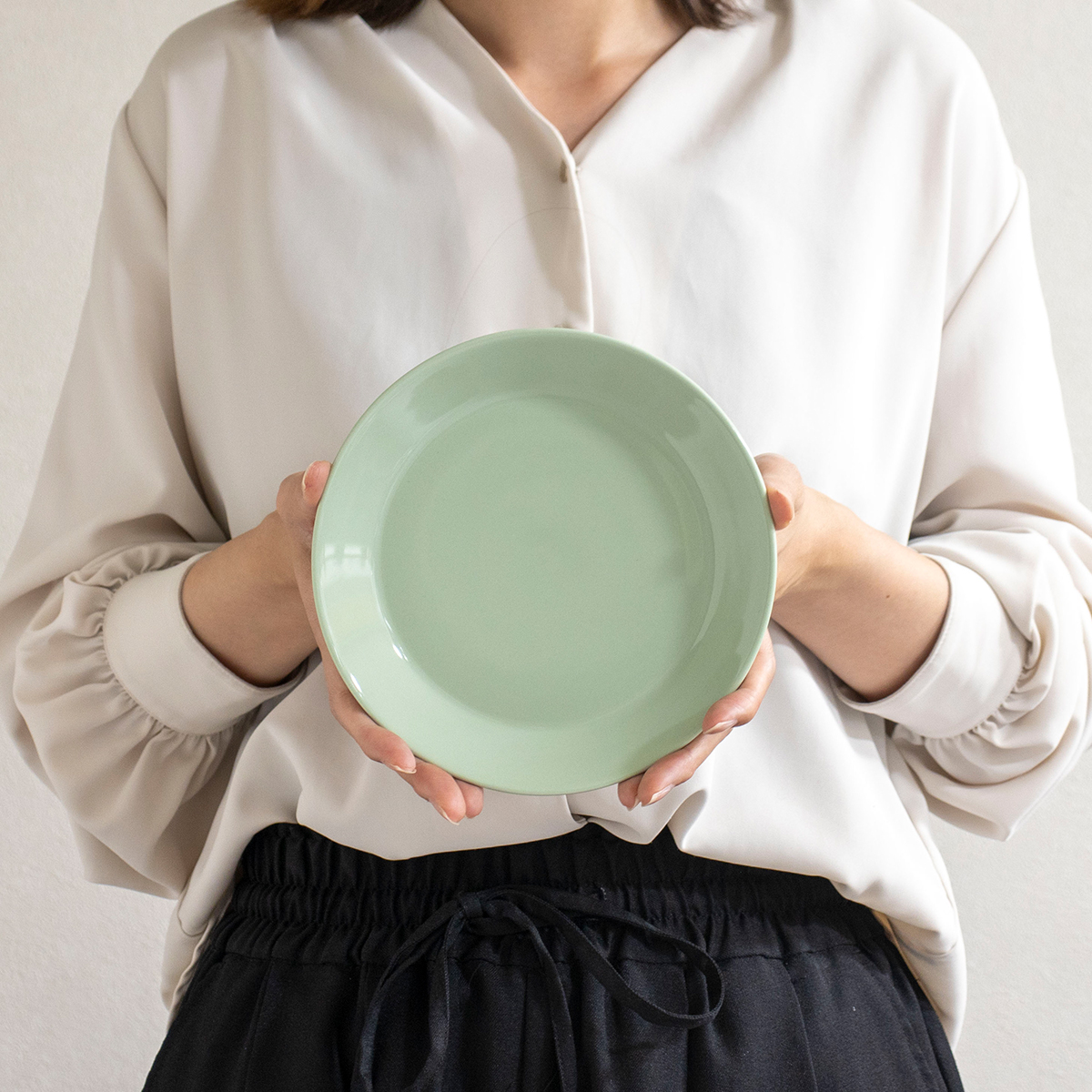 イッタラ ティーマ プレート 17cm ライトライラック セージグリーン