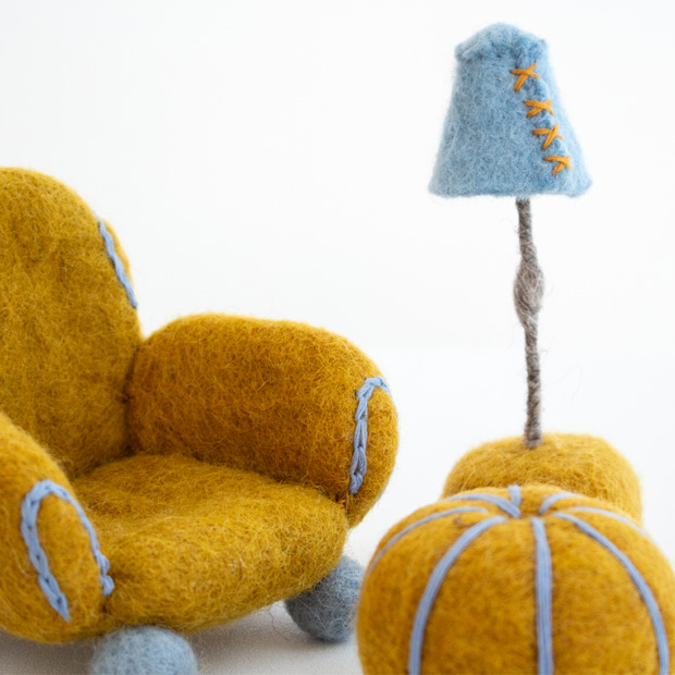 Gry&Sif ミニチュア くつろぎ家具セット 家具 フェルト 北欧 ハンドメイド オーナメント 飾り ソファ フェアトレード グライアンドシフ