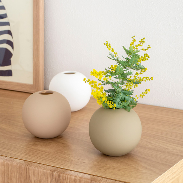 COOEE Design クーイーデザイン Ball Vase 8cm フラワーベース ボールベース 花びん 花器 北欧 磁器 【 日本正規代理店品 】