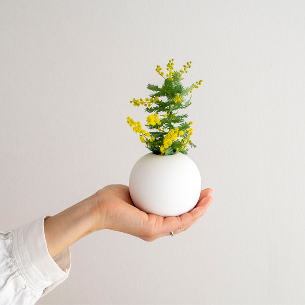 COOEE Design クーイーデザイン Ball Vase 8cm フラワーベース ボールベース 花びん 花器 北欧 磁器 【 日本正規代理店品 】