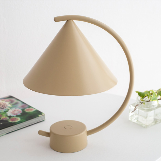 Ferm Living Meridian Lamp メリディアン ランプ ファームリビング ライト ポータブル コードレス 北欧 デンマーク インテリア雑貨 雑貨【 日本正規代理店品 】