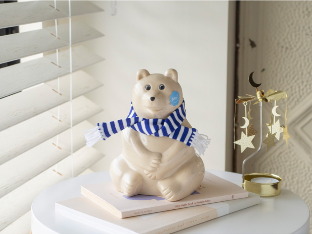 しろくま貯金箱 2023 マフラー付き 緑×白ボーダー 限定 シロクマ貯金箱 北欧 フィンランド  Polar Bear Money Box