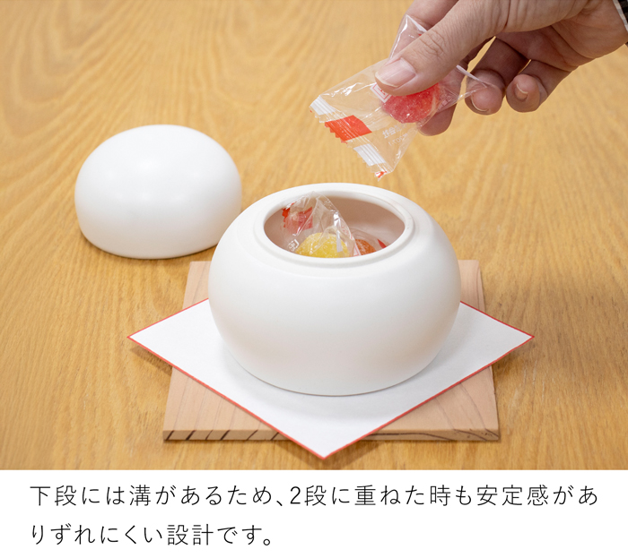 かもしか道具店 陶の鏡餅 橙付き 日本製 陶器 鏡餅 容器 お正月 飾りミニ 萬古焼 鏡もち 置き物 おしゃれ かわいい かもしか花卉店