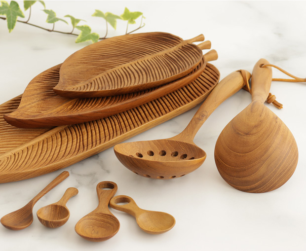 Wood Collection ウッドコレクション チークリーフプレート S 木 木製 職人の手作り キッチンツール インドネシア