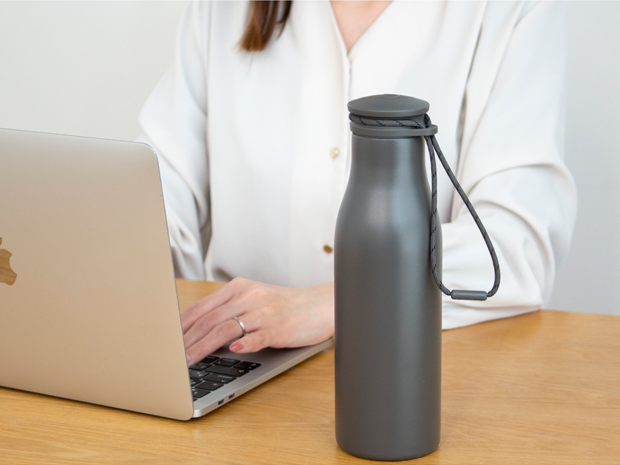 水筒 500ml ローゼンダール サーモボトル 北欧 保冷 保温 ステンレスボトル 直飲み ストラップ付き マグボトル タンブラー