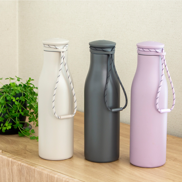 水筒 500ml ローゼンダール サーモボトル 北欧 保冷 保温 ステンレスボトル 直飲み ストラップ付き マグボトル タンブラー
