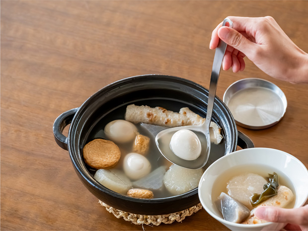 家事問屋 ハマグリお玉 中 50ml ステンレス 両利き お玉 レードル キッチンツール 燕三条 日本製 46787